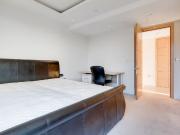 flat Radnor Terrace London W14