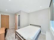 Flat share for rent in Colonnade House, Sunbridge Road,...