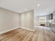 Flat, Shorts Gardens, Seven Dials, Covent Garden WC2H,...