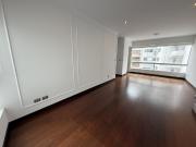 Barranco Flat sin amoblar 2 dorm 2 cocheras Frente a parque