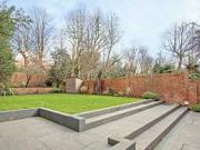 Flat To Let in Bracknell Gardens, Hampstead, London, NW3...