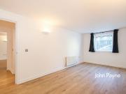 Flat to rent Argyll Road, London, SE18
