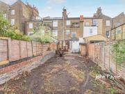 Flat to rent Earlswood Street, London, SE10