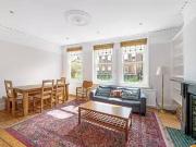 Flat to rent in Abbeville Road, London SW4