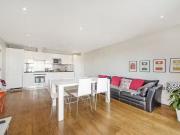 Flat to rent in Abbey Road, London NW8