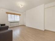Flat to rent in Adelaide Road, London NW3