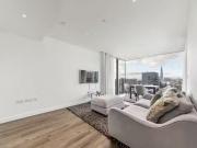 Flat to rent in Alie Street, London E1