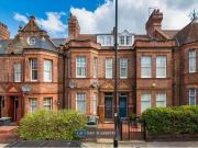 Flat to rent in Amesbury Avenue, London SW2