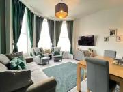 Flat to rent in Anerley Park, London SE20