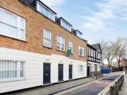 Flat to rent in Austin Street E2, Shoreditch, London