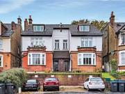 Flat to rent in Avondale Road, South Croydon CR2
