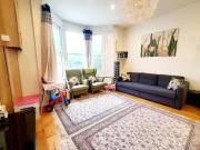 Flat to rent in Bartholomew Road, Kentish Town NW5
