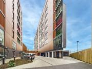 Flat to Rent in Berkshire Market Street BRL260027