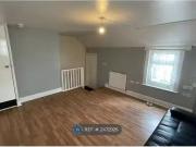 Flat to rent in Beulah Road, Thornton Heath CR7