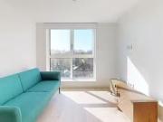 Flat to rent in Beverley Way, London SW20