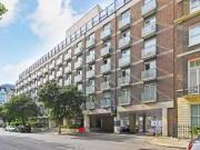 Flat to rent in Bilton Towers, Great Cumberland Place,...