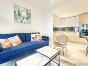 Flat to rent in Bouchon Point, The Silk District E1