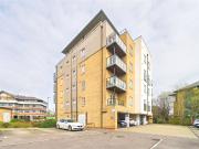 Flat to Rent in Bracknell Fleming Place CPS250225