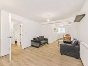 Flat to rent in Brixton Road, London SW9