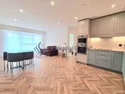 Flat to rent in Brook Street, Kingston Upon Thames KT1
