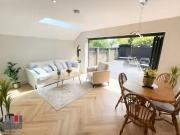 Flat to rent in Brooke Road, Stoke Newington N16