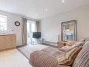 Flat to rent in Butlers Close, Windsor SL4