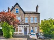 Flat to rent in Campden Road, South Croydon CR2