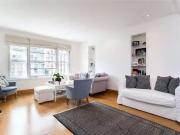 Flat to rent in Chepstow Road, London W2