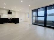 Flat to rent in Church Road, Northolt UB5