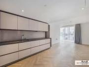 Flat to rent in Circus Road West, London SW11