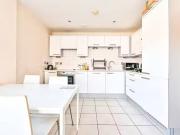 Flat to rent in Clapham Park Road, Clapham, London SW4