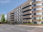 Flat to rent in Clifton Mansions, Park Avenue NW2