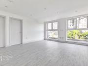Flat to rent in Coombe Rd, Croydon CR0
