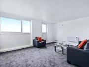 Flat to rent in Crayford Road, Holloway, London N7