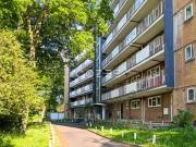 Flat to rent in Crescent Wood Road, London SE26