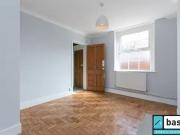 Flat to rent in Cressy House, Hannibal Road E1
