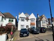 Flat to rent in Crowstone Road, Westcliff On Sea SS0