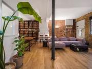 Flat to rent in Cyntra Place, Hackney E8