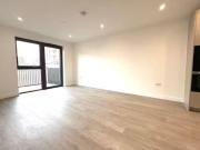 Flat to rent in Damsel Grove, London N4