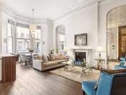 Flat to rent in De Vere Gardens, Kensington, London W8 Flat to rent in De Vere Gardens, Kensington, London W8