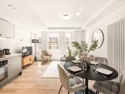 Flat to rent in Duncan House, Dolphin Square, Chichester...