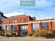 Flat to rent in East Street, Farnham GU9