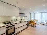 Flat to rent in Edgware Road, Paddington, Greater London W2