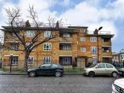 Flat to rent in Elderfield Road, Clapton E5