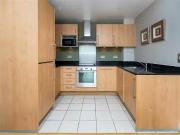 Flat to rent in Empire Square West, London, SE1 Ref 235652