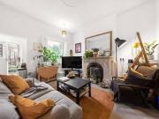 Flat to rent in Endlesham Road, Balham, London SW12