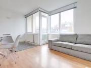 Flat to rent in Ewen Crescent SW2
