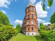 Flat to rent in Fairhazel Gardens, South Hampstead,...