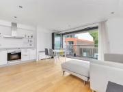 Flat to rent in Featherstone Street, Clerkenwell EC1Y
