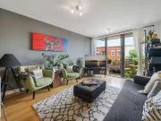 Flat to rent in Fortune Green Road, West Hampstead NW6